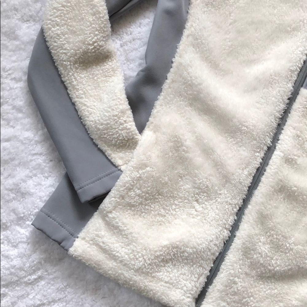 Xersion Jacket - image 3